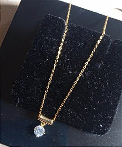 Colar Feminino Folheado a Ouro Ponto de Luz cravejado em Zirconia