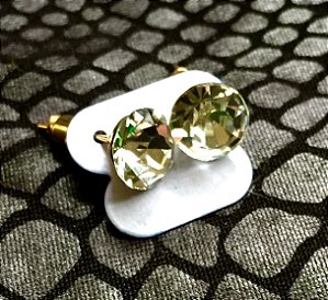 Brincos cravejados em Zircônia para Encantar, Brilho inigualavel