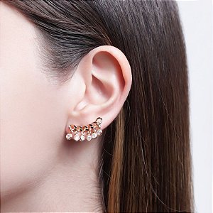 Ear cuff grumes e pontos de luz