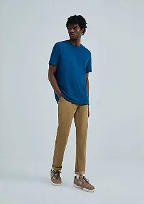 HERING CALÇA BÁSICA MASCULINA CHINO SLIM EM SARJA COM ELASTANO - MARROM