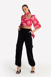 SLY CALÇA PARACHUTE COM BOLSOS EM CREPE ALFAIATARIA