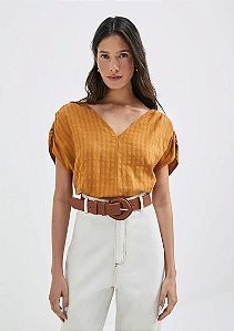 HERING BLUSA FEMININA MANGA CURTA EM VISCOSE MAQUINETADA - MARROM
