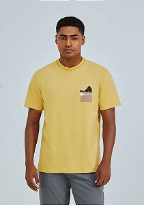 HERING CAMISETA MASCULINA COMFORT COM ESTAMPA EM MALHA FLAMÊ