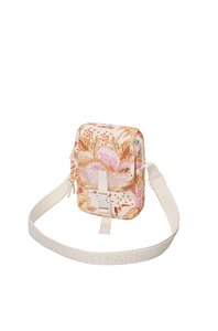 FARM ME LEVA BOLSA FARM FERVO ILHA DE FLOR