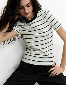 SHOULDER T-SHIRT FIT