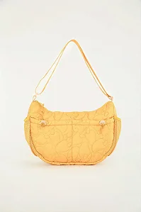 FARM ETC BOLSA FARM BANANA G LISOS PUFFER AMARELA