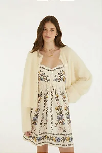 FARM CARDIGAN PELINHO TRICOT BASICO BEGE FEITICO