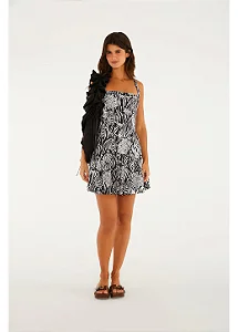 FARM VESTIDO CURTO ESTAMPADO DANCA DE ZEBRA