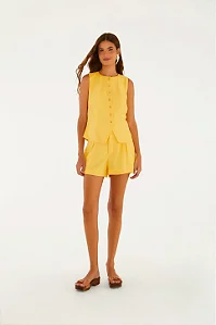 FARM SHORT CLOCHARD LINHO AMARELO