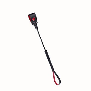 Chibata com Coração em PU Preto e Vermelho 62,5 cm