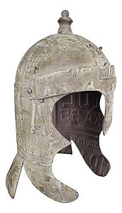 Capacete Elmo Medieval - Aço Envelhecido de Placas de Carro, Coleção