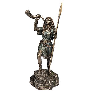 Estátua Boudica Rainha Celta