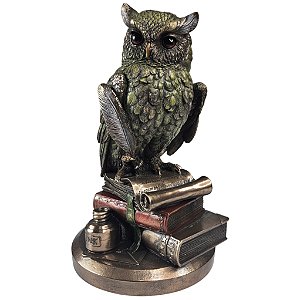 Estátua Coruja da Sabedoria