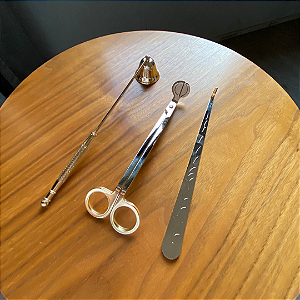Kit Acessórios Para Velas - Aparador, Apagador e Puxador De Pavio - Dourado