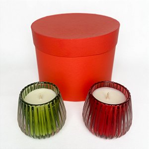 Kit - Vela Aromática Algas 110g, Vela Aromática Pitanga Negra 110g e caixa presente