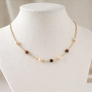 COLAR FEMININO COM PÉROLAS CULTIVADAS E PEDRAS NATURAIS "SERENITY MINIMAL"