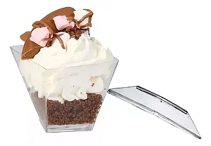 COPO QUADRATTO 100ML C/10 COM TAMPA