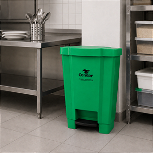 LIXEIRA 50 LITROS VERDE COM PEDAL PERFECT
