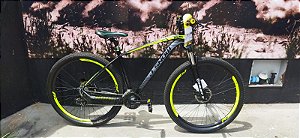 Bicicleta JSNOW 29X19 Semi-Nova 21v Preto/Amarelo Seminova