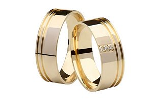 Aliança de Ouro Infinity Three Diamond