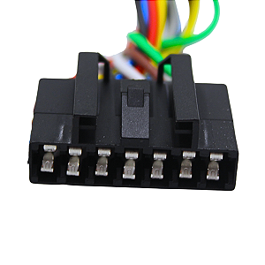 Conector Chicote Da Lanterna Traseira Uno Mille 2005 A 2013