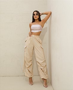 Conjunto Cropped Tomara que Caia e Calça Cargo Trend Maria Gueixa