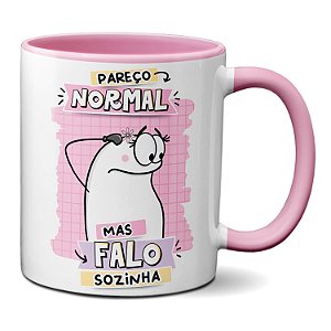Caneca Flork Meme Engraçada Pareço Normal Mas Falo Sozinha