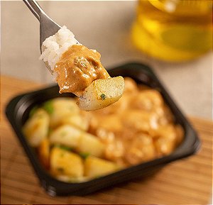 Estrogonofe de Proteína de Soja, Arroz Branco e Batata Souteé - 300g