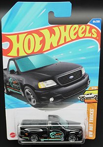 99 Ford F-150 SVT Lightning - HYX37 | Linha Básica 2025 - Nº 094/250