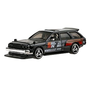 Nissan Maxima Drift Car - JJK53 | Hot Wheels Linha Básica 2026 - Nº 225/250 - Lote L