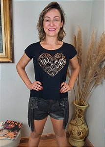 T-shirt Feminina Preta Coração Dourado Tachinha Metal