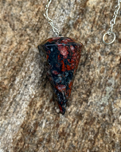 Pêndulo de Cristal Natural - Unakita Preta