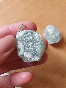 Pingente Quartzo Verde Bruto