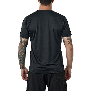 CAMISETA INVICTUS ACTION BASICA PRETO