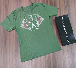 Camiseta Acostamento Estampa Baralho - Cor Verde Oliva