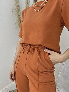 Conjunto moletinho calça e blusa