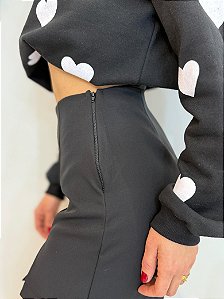 Shorts saia alfaiataria preto