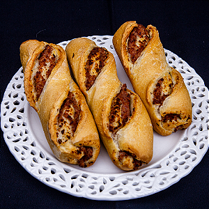Baguete Recheada com Calabresa Caixa