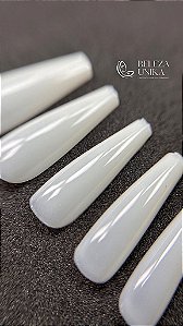 Postiça Realista Leitosa com 100 unidades