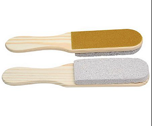 lixa de pé com pedra pomes