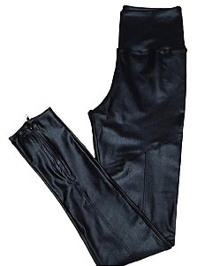 Calça legging cirrê com bolso atrás detalhe zíper na cintura e nas pernas super na moda.