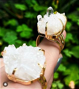 Anel Drusa de Cristal dourado