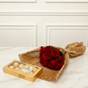 Buquê De 10 Rosas Vermelhas Com Ferreiro 100G