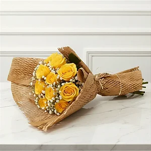 Buquê De 20 Rosas Amarelo Com Gypsophila