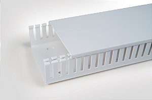 Canaleta Recorte Aberto Altura 78,7Mm Largura 80,0Mm Policloreto De Vinila Branco Hd10P-80X80-Pvc-Wh Hellermann