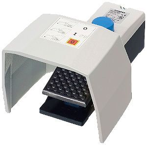 Interruptor De Pedal De Segurança 1 Pedal Com Tampa De Proteção IP65 Com Função De Travamento 2NA+2NF Contato Normalmente Aberto Fecha Como Botão Contato Normalmente Fechado Abre Com Engate Simultâneo Função De Segurança Entrada 3SE2924-3AA20 Siemens