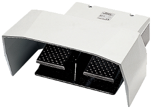 Interruptor De Pé 2 Pedais Com Tampa Sem Engate Carcaça Metálica IP65 Entrada De Cabo M25 X 1,5 Elementos De Chaveamento De Ação Lenta 1NA+1NF Por Pedal Botão De Base Sirius 3SE29 Como Dispositivo De Acionamento Em Partes Da 3SE2932-0AA20 Siemens