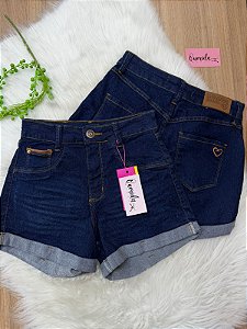 SHORTS JEANS C DETALHE DE COURO