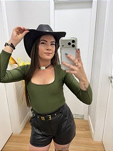 Shorts Zara Couro fake Preto