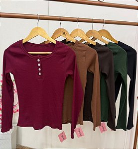 Blusa Manga Longa Ribana Canelada com Botões Gola Henley